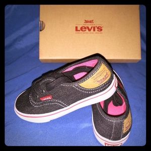 toddler Girl Levis sneakers